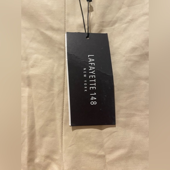 ⭐️Lafayette 148 Cloth Khaki Pants⭐️ - Picture 11 of 11